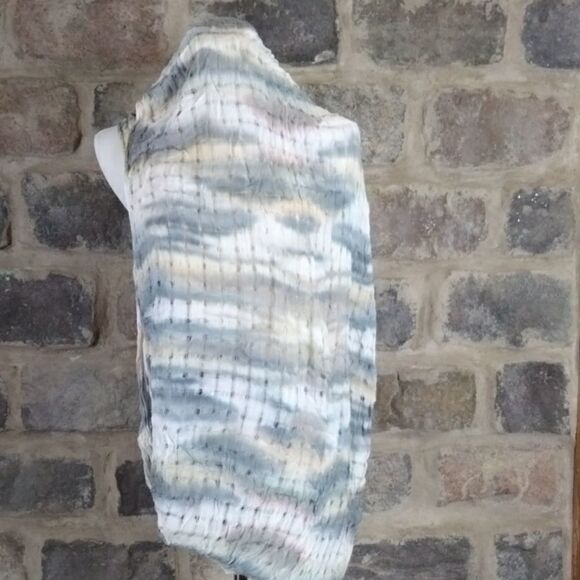 Gauzy‎ infinity scarf distressed 31" Lightweight White Gray Tan - Picture 4 of 5